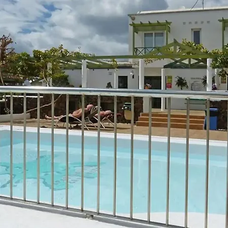 Apartamento Tony Lägenhet *